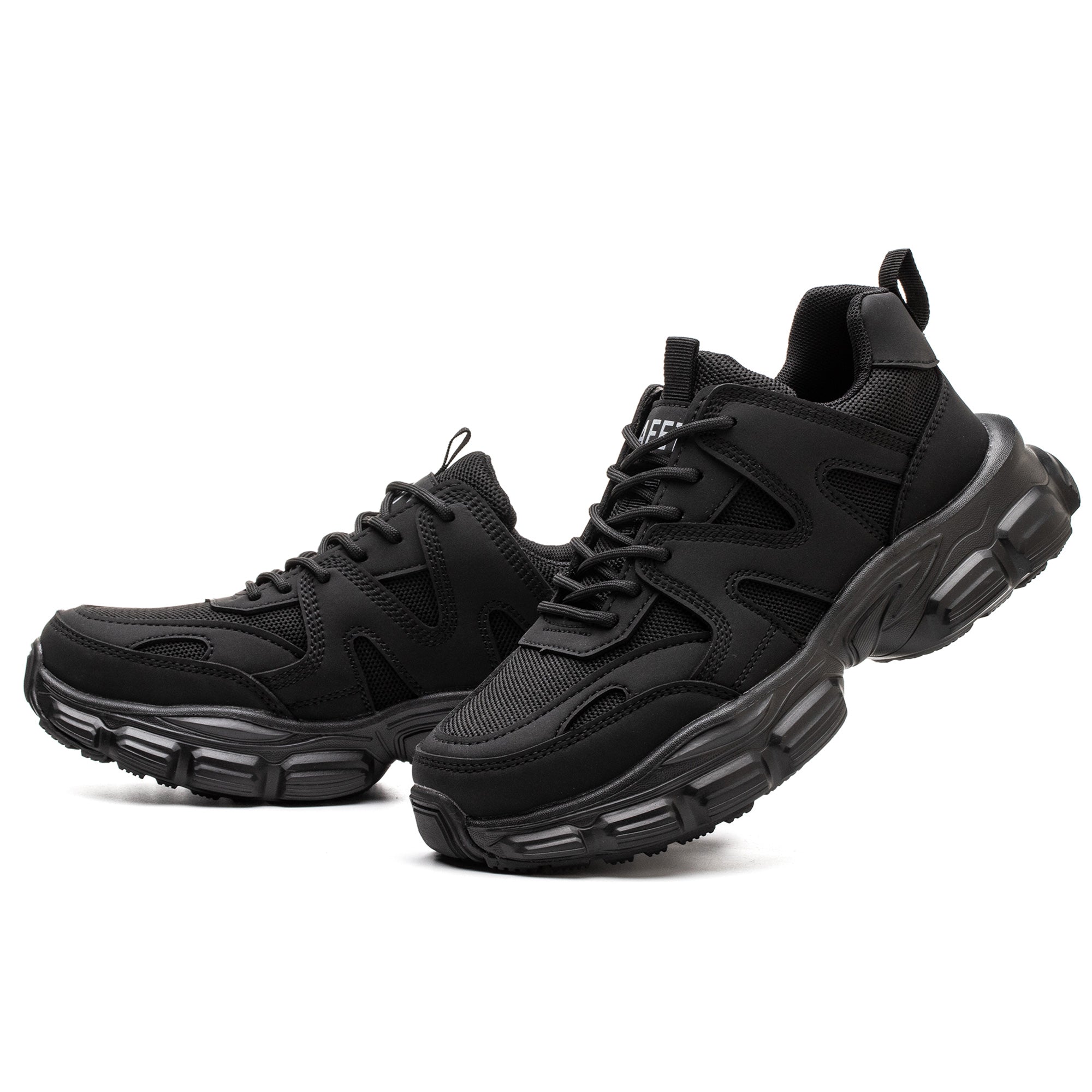 THE SNEAKER BUT IN BLACK